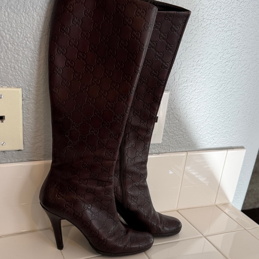 Gucci Brown GG-Embossed Over-the-Knee Leather Boots - Picture 3 of 9